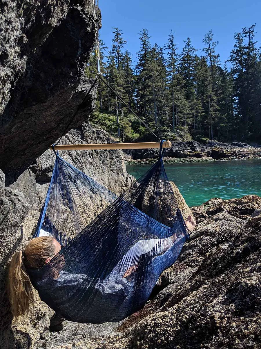 Thin Hangout Chair - Navy